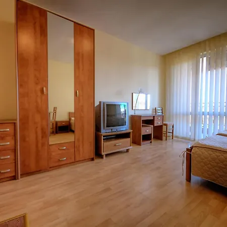 Gt Privilege Elenite