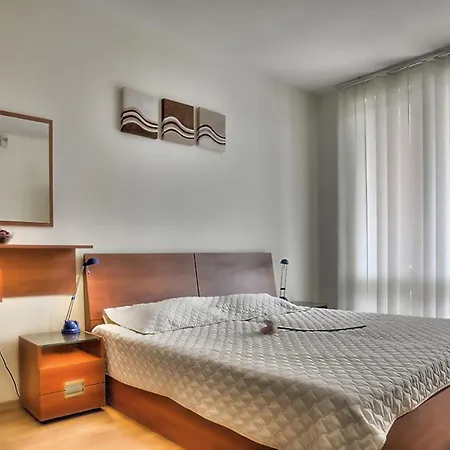 Gt Privilege Apartament