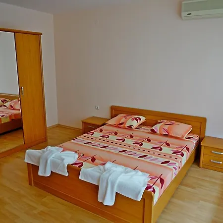 Gt Privilege Apartment Elenite